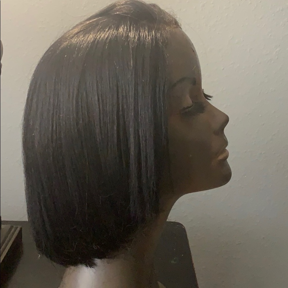 BLACK SYNTHETIC BOB LACE FRONT WIG